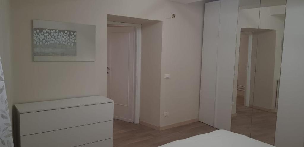 Trilocale Nel Centro Di Sampierdarena Apartment Genoa Bagian luar foto