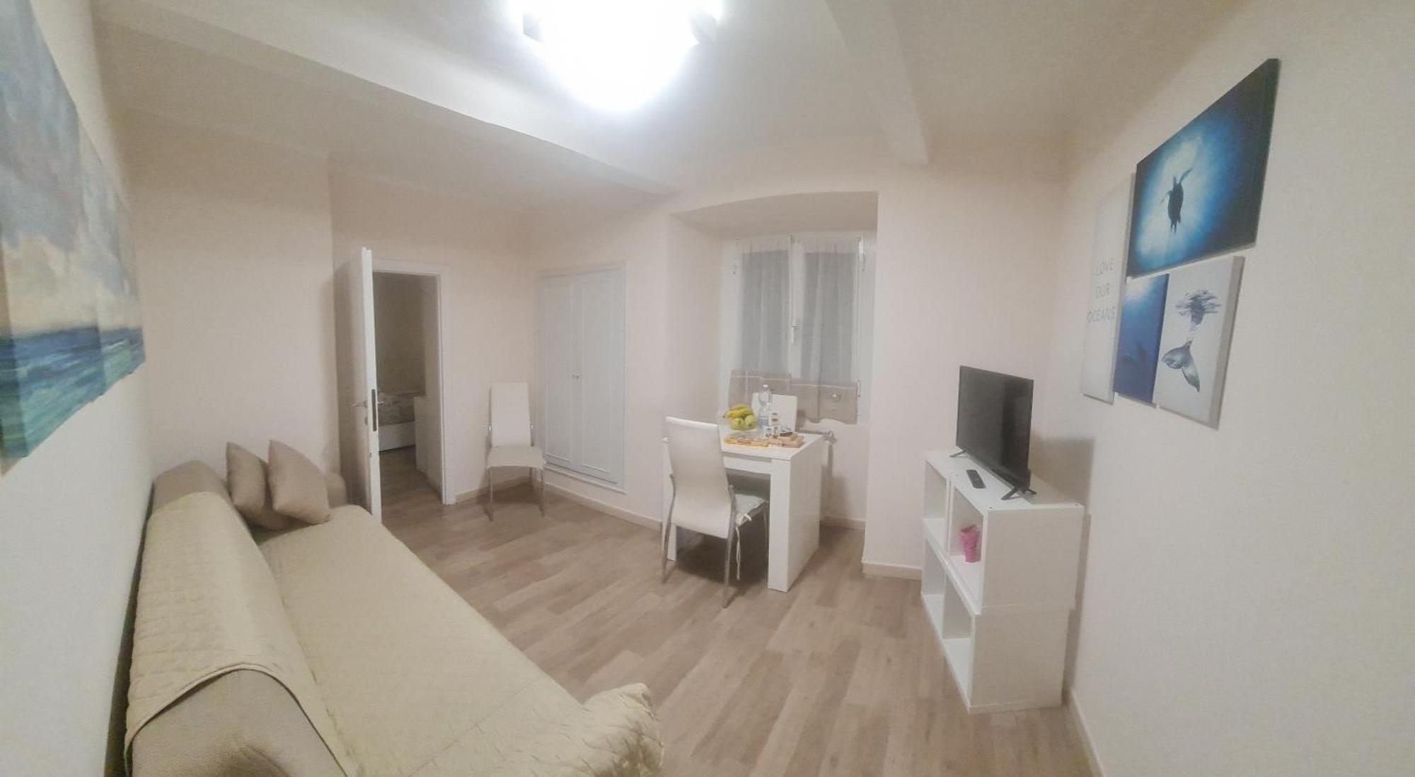 Trilocale Nel Centro Di Sampierdarena Apartment Genoa Bagian luar foto